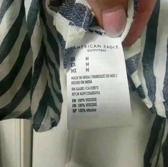 American Eagle NWT Womens Stripped Cropped Top Size Medium - Picture 5 of 6